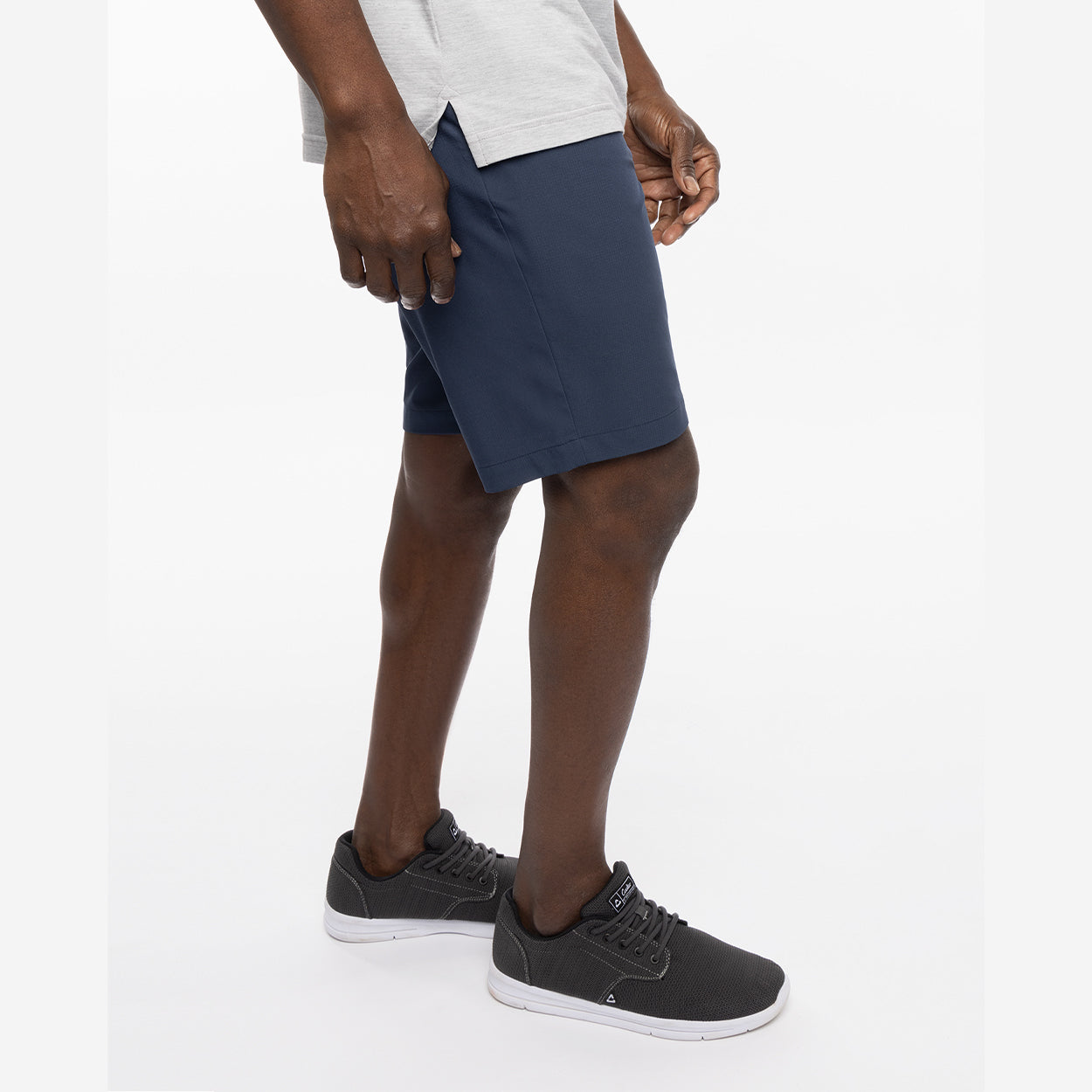 BAUER // TRAVIS MATHEW STARNES SHORT INDIGO